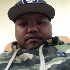 Meet your Posher, Phirom